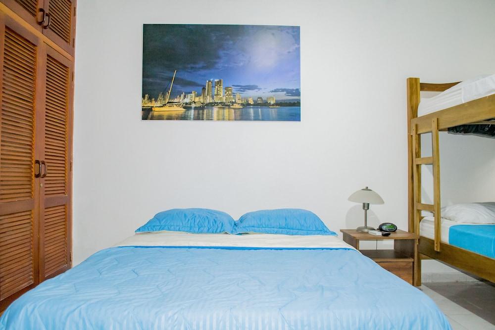 Hostal Ocean View Картахена Экстерьер фото
