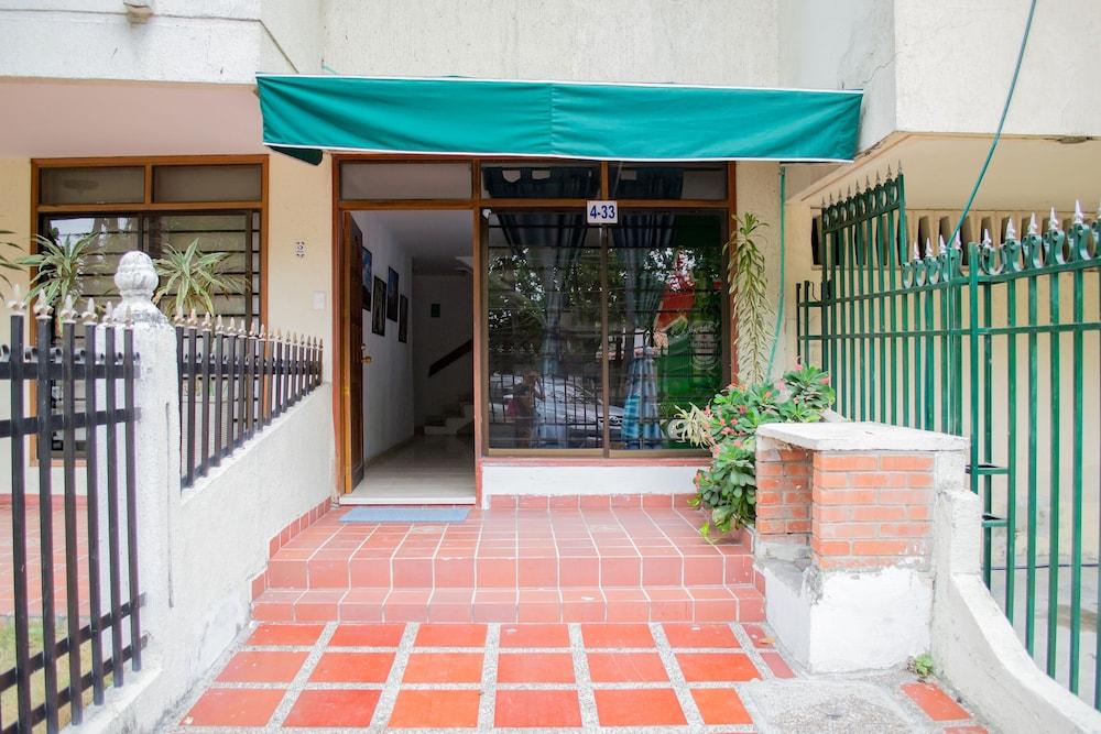 Hostal Ocean View Картахена Экстерьер фото