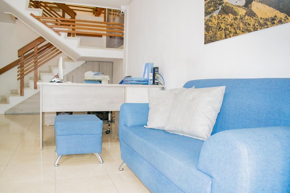 Hostal Ocean View Картахена Экстерьер фото
